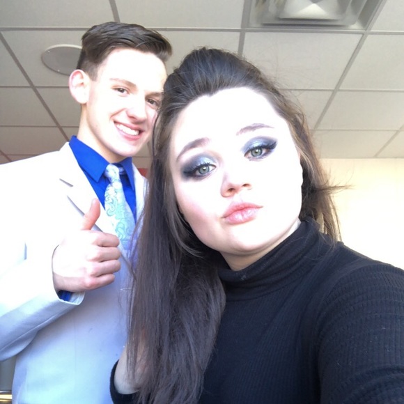 Meet your Posher, Emma - Picture 1 of 1